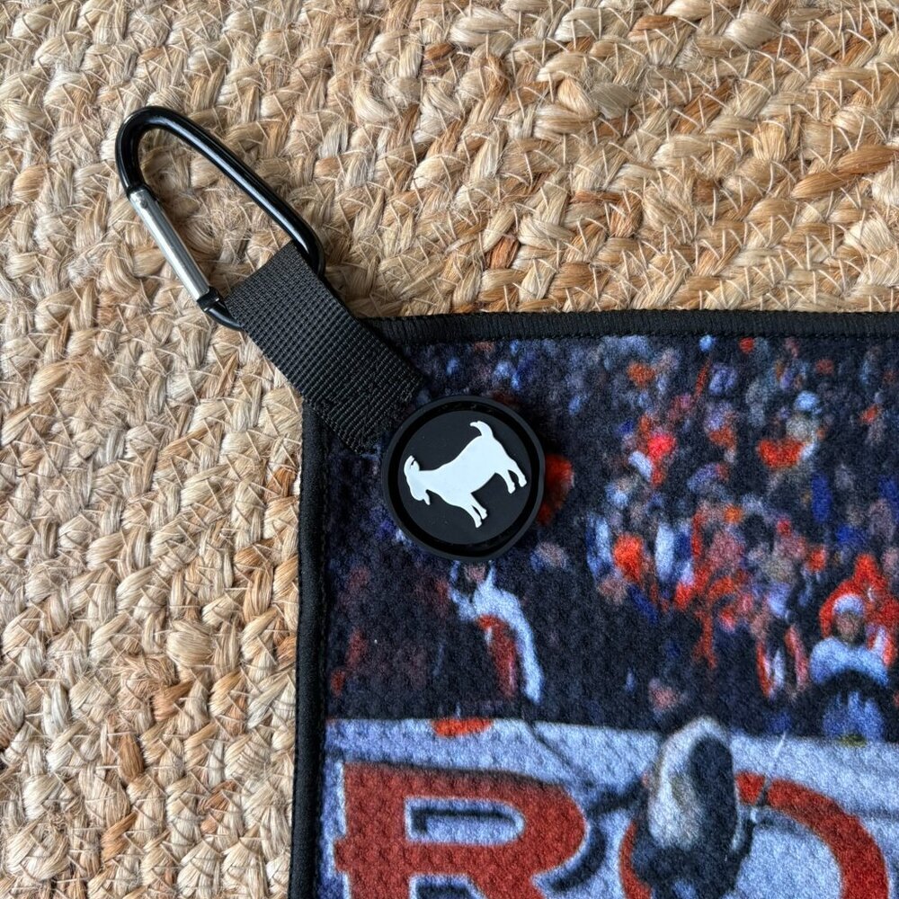 RARE! Goated Golf Towel (Tim Tebow) With Goated Golf The Gator Blade Headcover - Picture 3 of 11